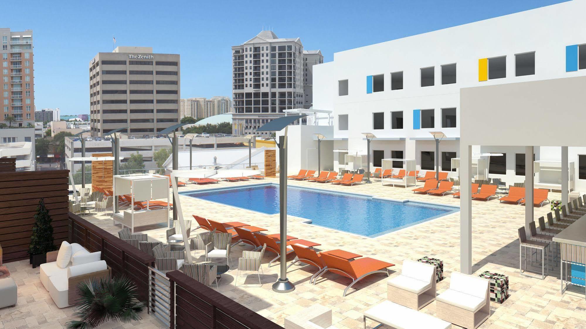 Aloft Sarasota Hotel Exterior photo